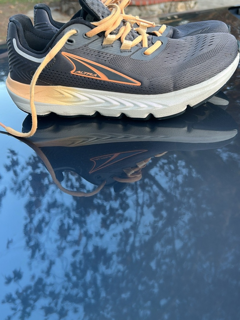 Altra Men's Gray and Peach Trail-Ready Running Shoes
